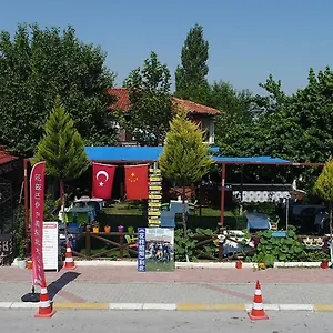 오즈바이 파묵칼레